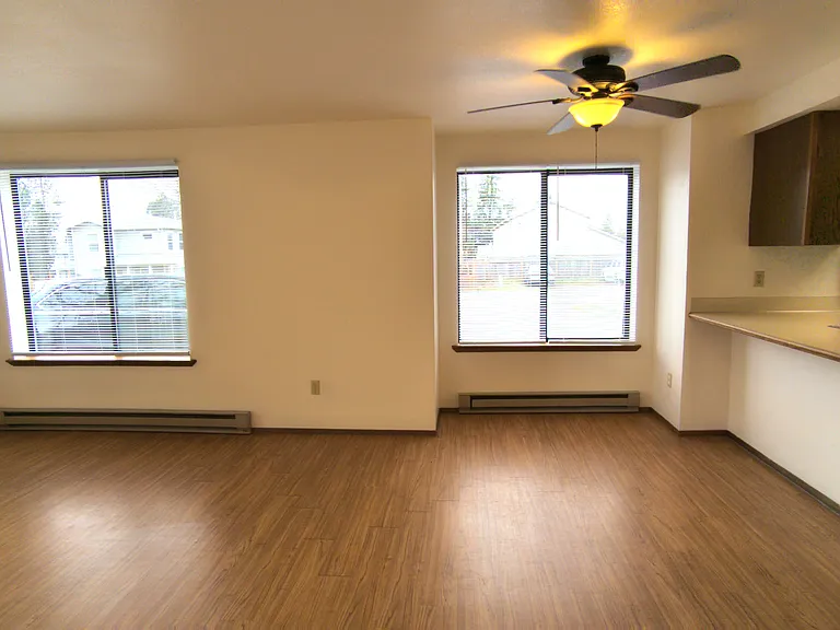 2320 Valencia St #12 — Photo 16