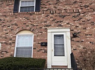 129 Tarryton Ct E #5-D, Columbus, OH 43228