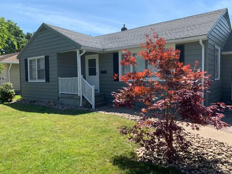 115 Kinley Pl — Photo 1