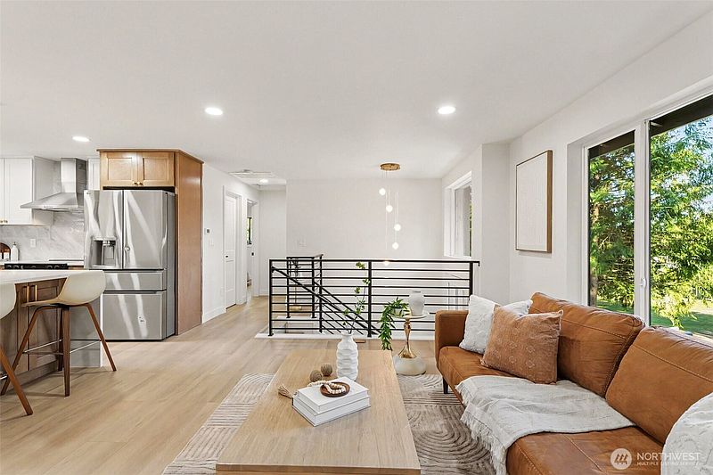 5th image of 7245 E Taylor Street