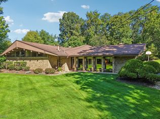 7606 Akins Rd, North Royalton, OH 44133