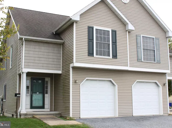 924 Chambers St, Steelton, PA 17113