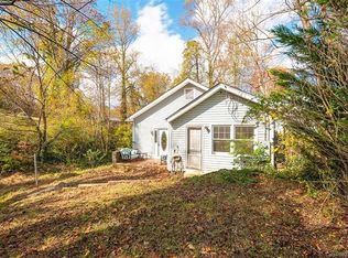 87 Springbrook Rd, Asheville, NC 28804