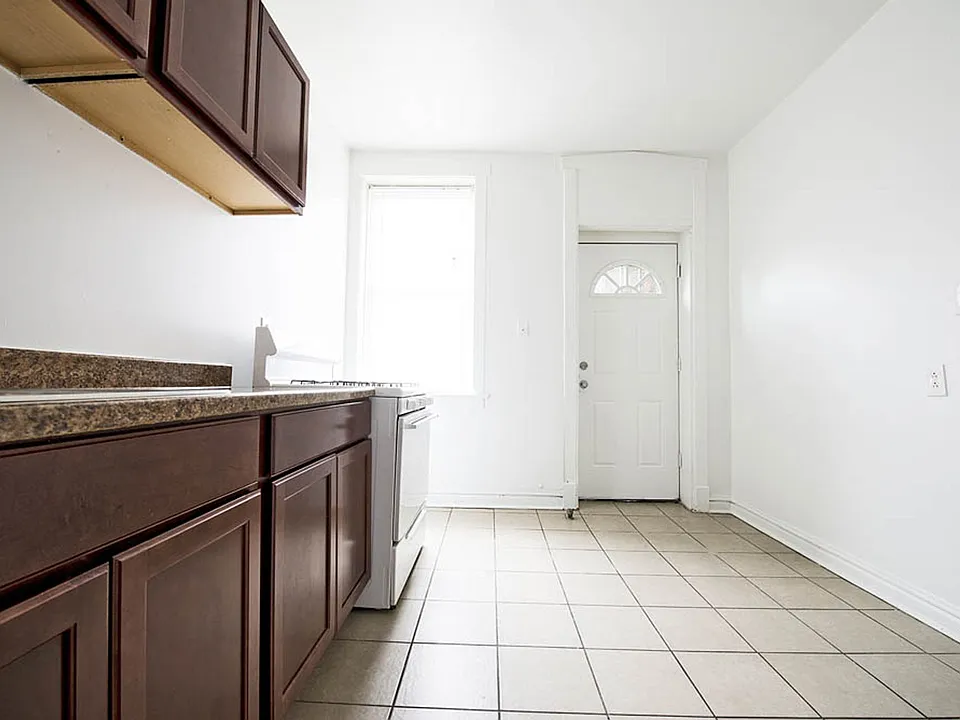 8001-03 S May St #1113-W