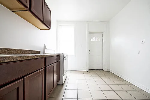 8001-03 S May St #1113-W Photo 1