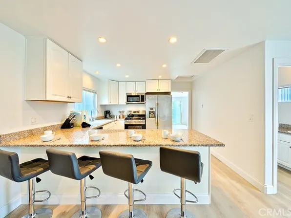 17016 7th St, Sunset Beach, CA 90742