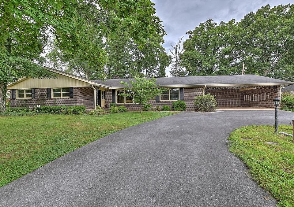 1st image of 2120 Tallwood Dr