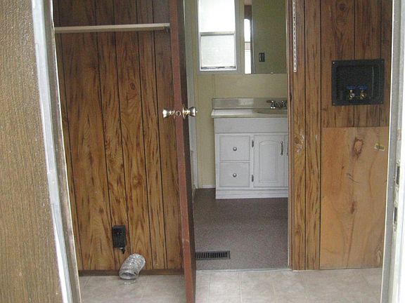 Hallway with WD Hookups and Bath