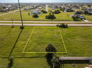 828 El Dorado Blvd N, Cape Coral, FL 33993
