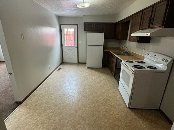 5th image of 205 Debbie Dr #0