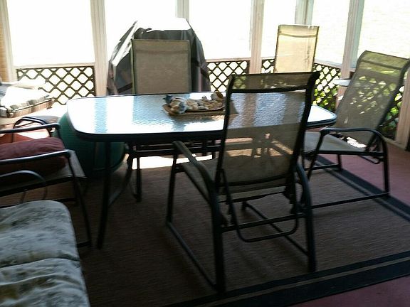 5th image of 413 Asher Way