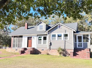 303 Warren St, Walterboro, SC 29488