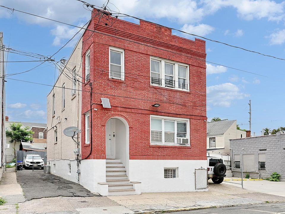 1st image of 1808 44th St
