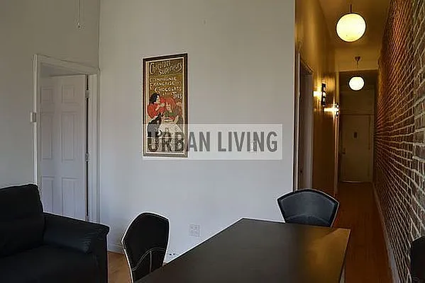 Rented by Urban Living | media 8