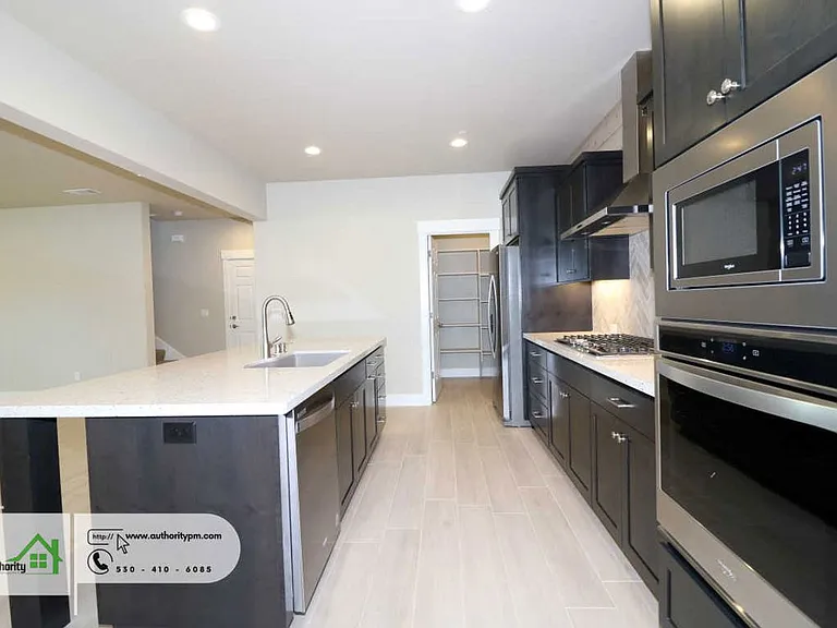 6677 Bandito Dr — Photo 11