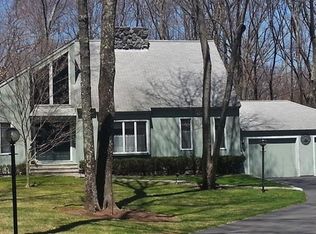 147 Ash St, Hopkinton, MA 01748