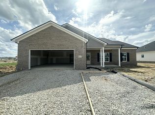 611 Comanche Dr, Richmond, KY