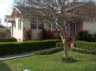 526 Oaklawn Dr, Metairie, LA 70005