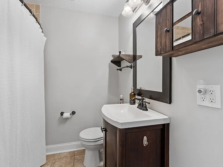 2595 Lydiard Cir — Photo 11
