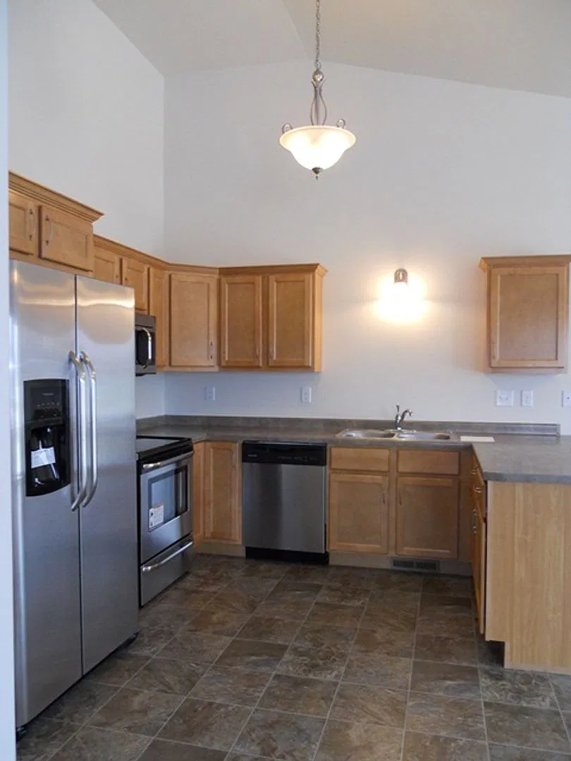 3 Bed 3 Bath Twin Home — Photo 1