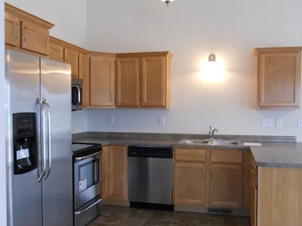 3531 15th St S, Moorhead, MN 56560