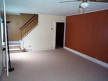 2nd image of 393 Connecticut Ave