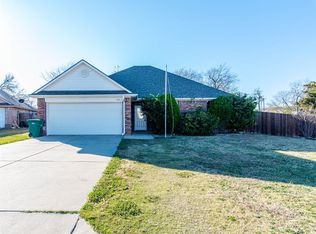 105 Clay Dr, Tom Bean, TX 75491