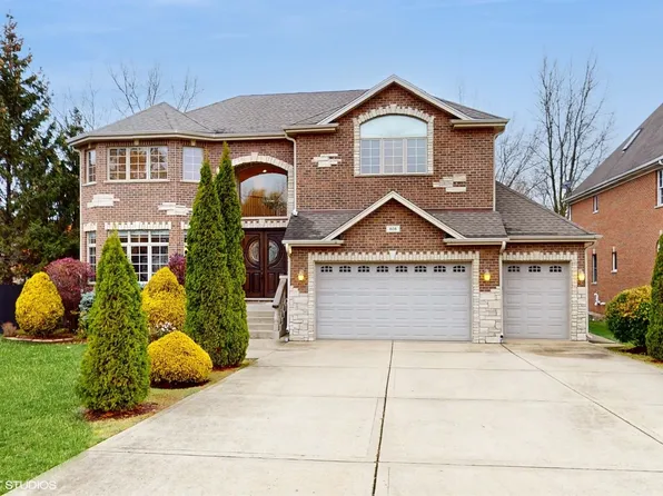 808 E Hickory Ave, Addison, IL 60101