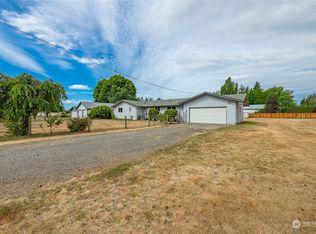 6877 Old Guide Rd, Lynden, WA