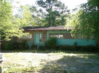 204 Cache Cir, Chickasaw, AL 36611