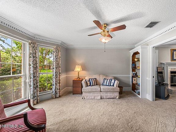3rd image of 2835 RIDGEFIELD Court