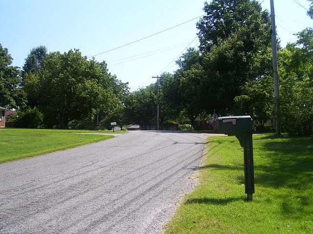 2nd image of 1050 Peninsula Dr