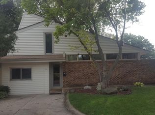 324 S Buell Ave, Aurora, IL