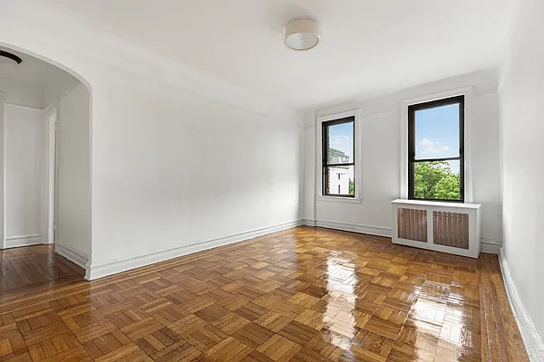 Rented by Nest Seekers International | media 11