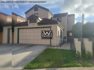 140 Seal Ct, Marina, CA 93933