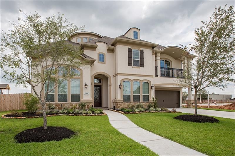 1st image of 1305 Summer Field Ln