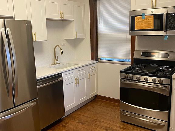 2nd image of 3636 N Troy St #1