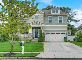 205 Westgate Rd, Egg Harbor Township, NJ 08234