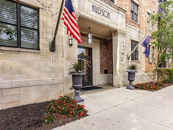 2nd image of 355 E Ohio St #119