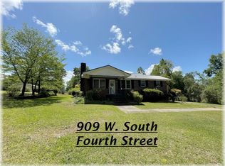 909 S 4th St, Seneca, SC 29672