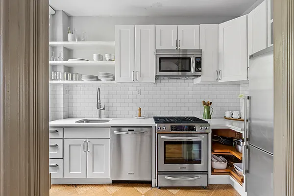 Sold by Corcoran | media 6