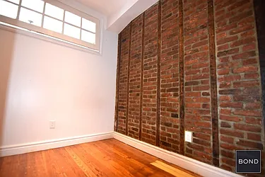 Rented by Bond New York