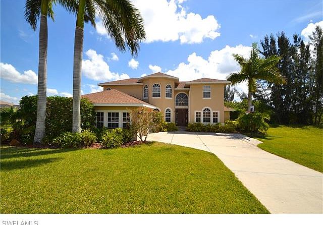 1st image of 3005 SW 25th Ave