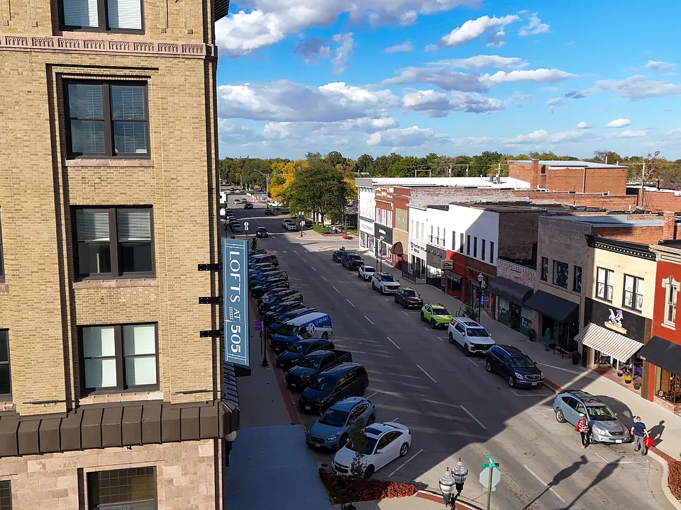 Lofts at 505