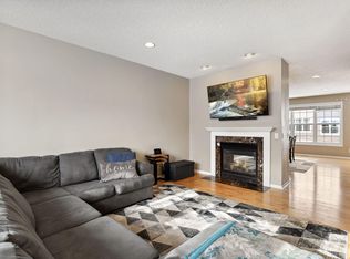 7841 Elm Grove Ln, New Hope, MN 55428