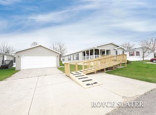 4001 E Wembley Ln, Kalamazoo, MI 49009