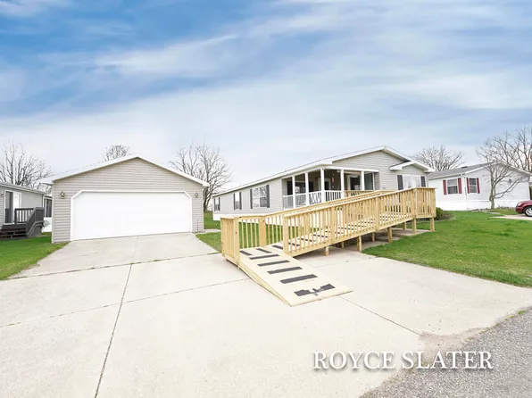 4001 E Wembley Ln, Kalamazoo, MI 49009