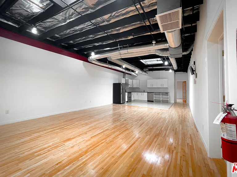5401 W Alvern Cir #D — Photo 4