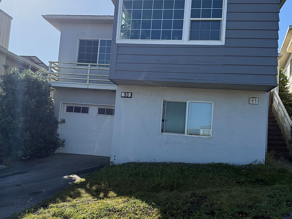 1st image of 93 Fernwood Ave