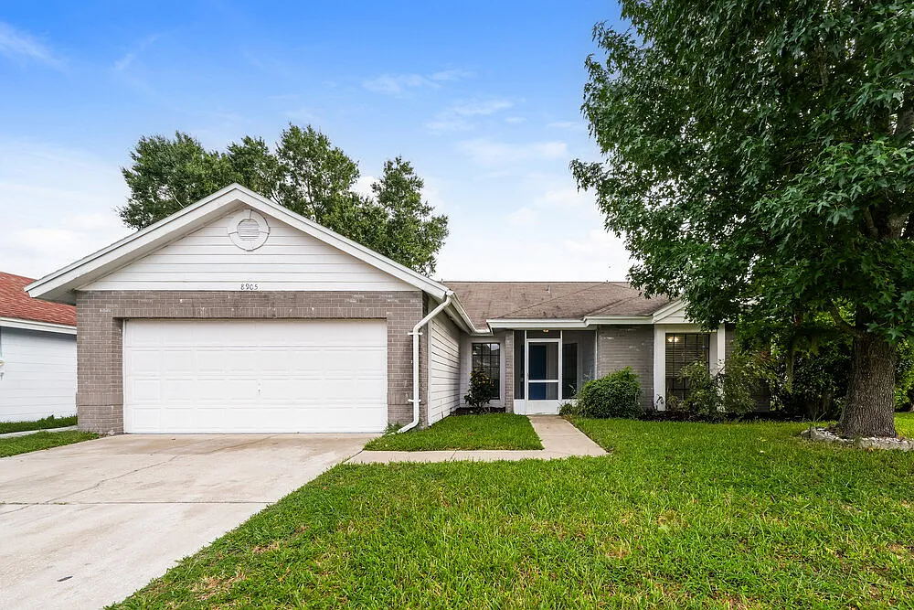 3 bed, 2.0 bath, 1692 sqft, $2,910 — Photo 1
